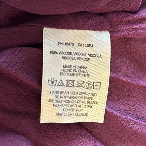 Maeve Multi Color/Pattern Sleeveless Blouse Ruffled Neckline Tie Front A36 - Picture 4 of 4